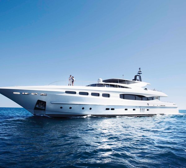 luxury yacht hire adelaide